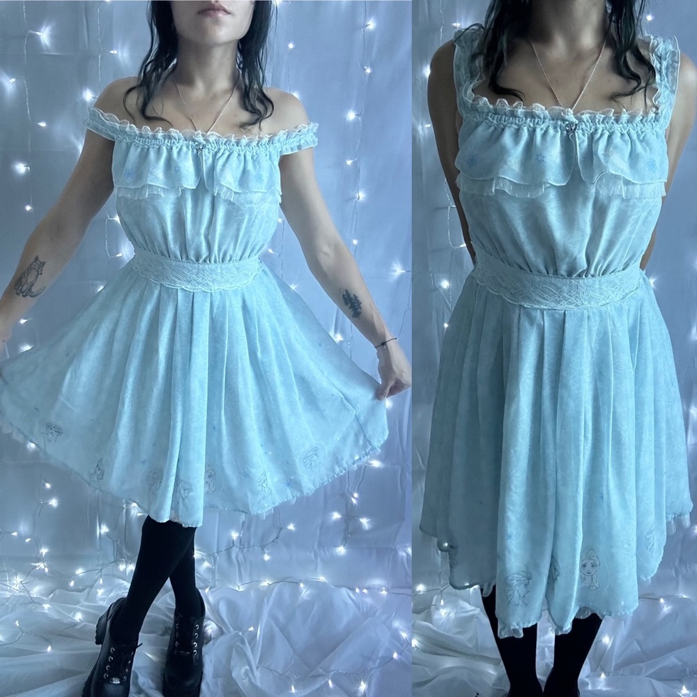 Secret Honey Japan Disney Frozen Elsa light Blue Dress with lace and gem kawaii